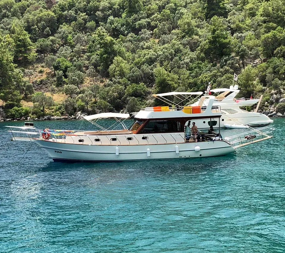 Ayna Charter Boat
