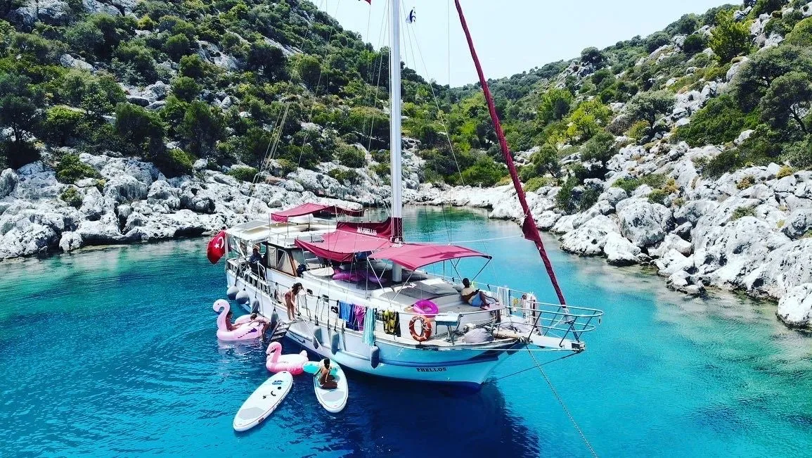 Kaş 16m Kiralık Gulet