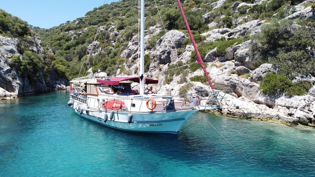 Kaş 16m Kiralık Gulet