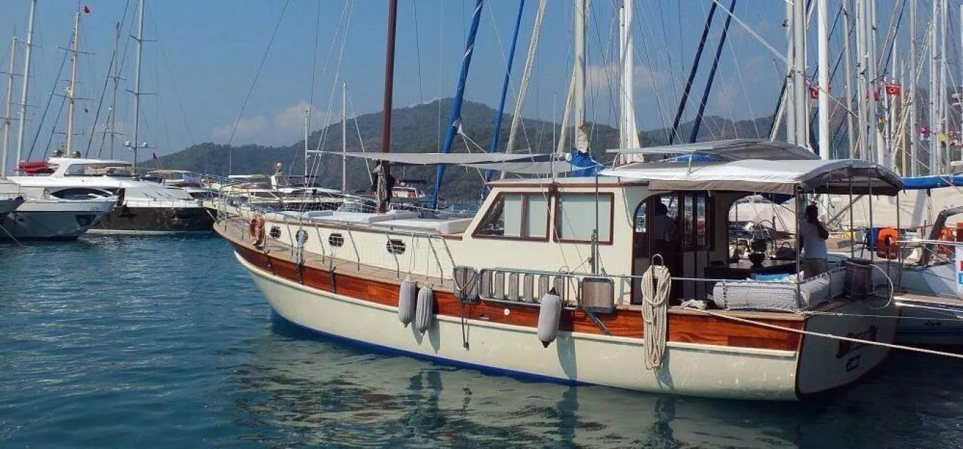 Sweet Life Charter Boat