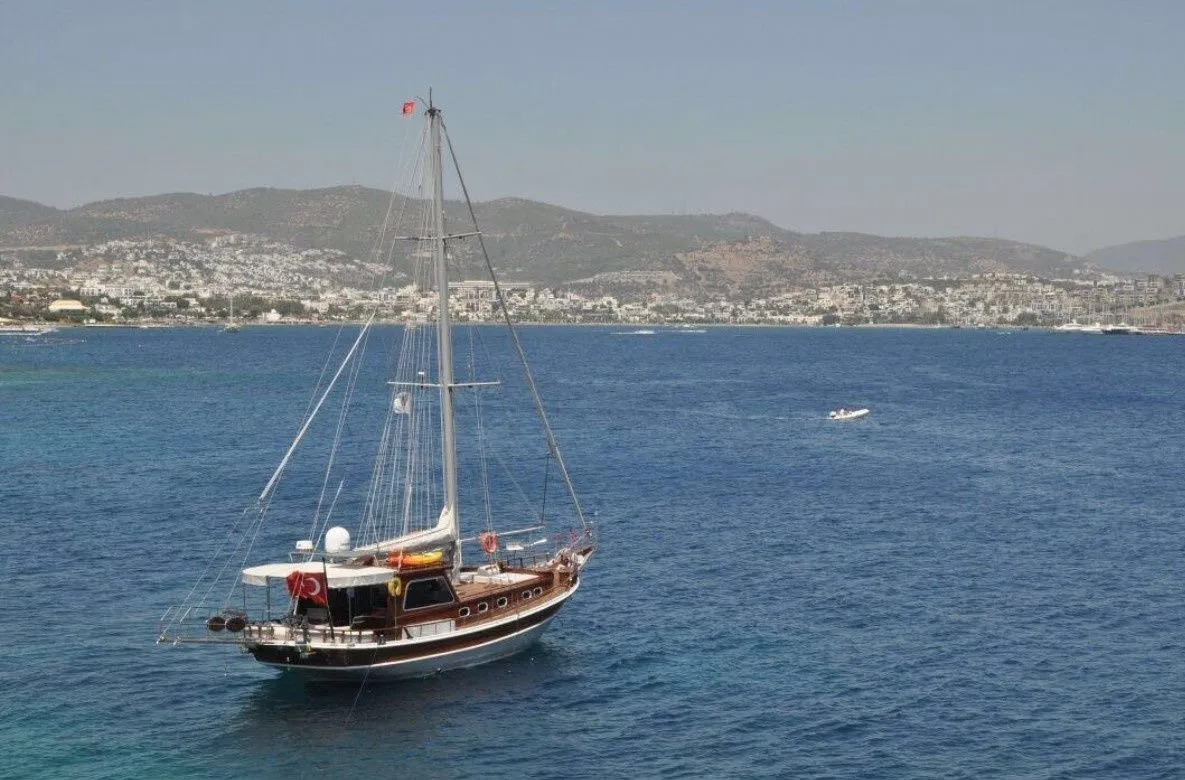 Zehra Hanim Kiralık Teknesi - 5