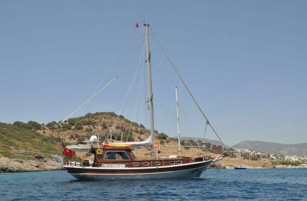 Zehra Hanim Charter Boat - 2