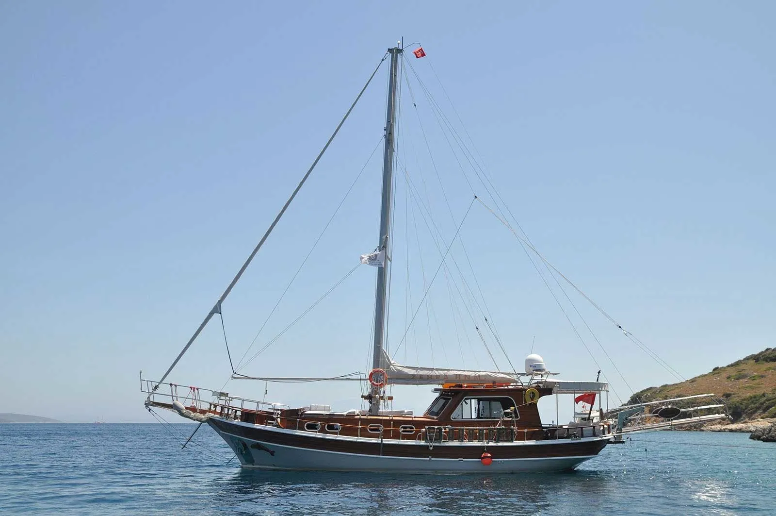 Zehra Hanim Kiralık Teknesi - 4