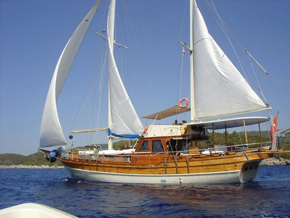 Cagselen Charter Boat - 2