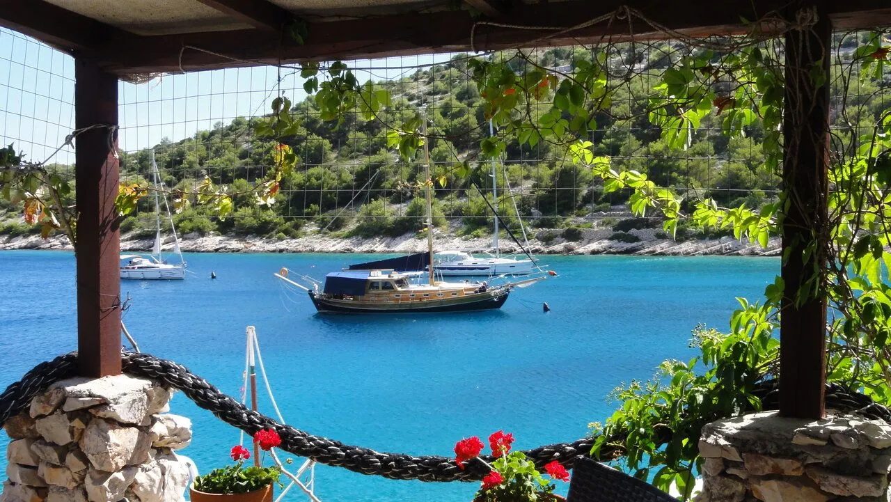 Чартер Larus - 4