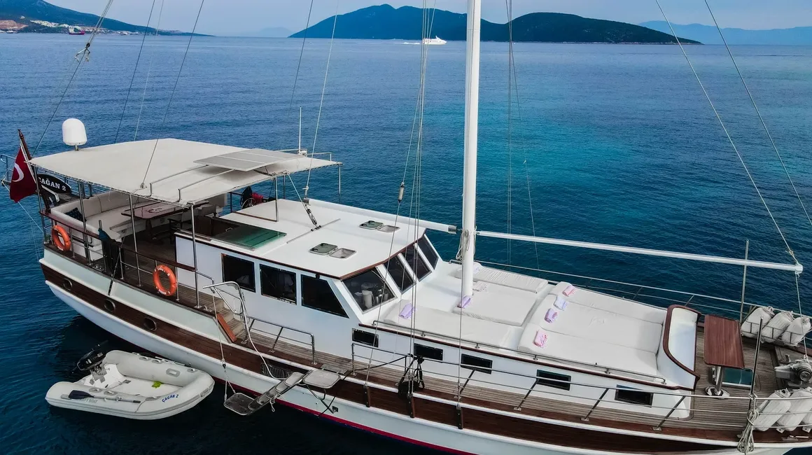 Cagan 2 Charterboot - 5