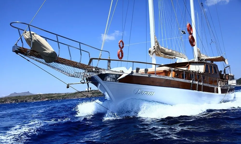 Чартер Laram - 4