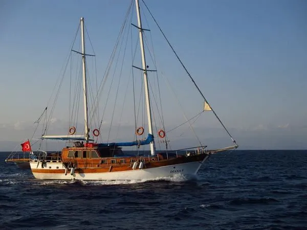 Diana S Charterboot - 4