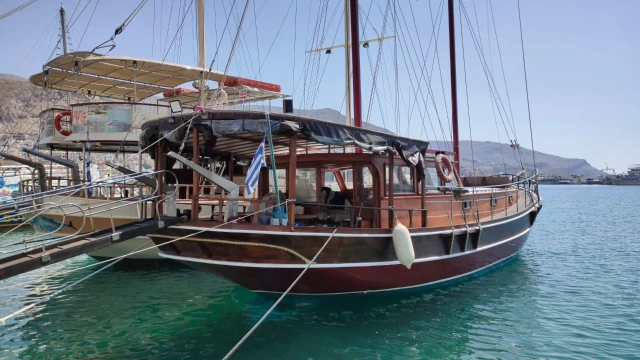 Charter a 19m 3 Cabin Gulet in Piso Livadi