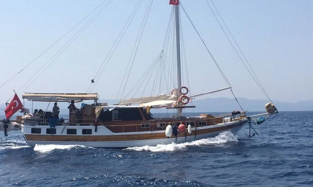 Temel Reis 3 Charter Boat - 4