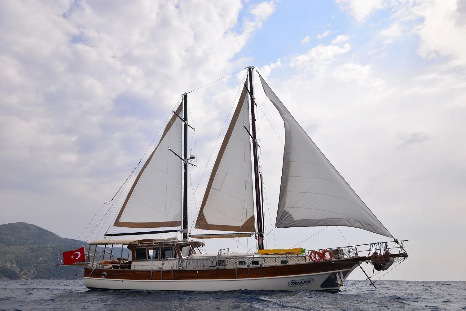 Divane Kiralık Teknesi - 3