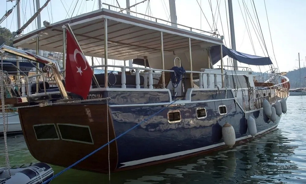 Чартер Icarus - 3