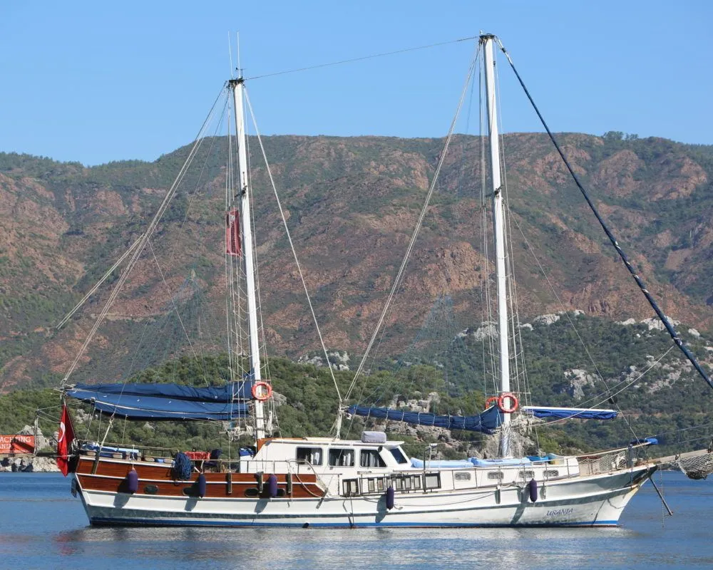 Чартер Urania - 5