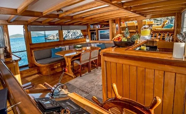 Nikola Charter Boat - 4