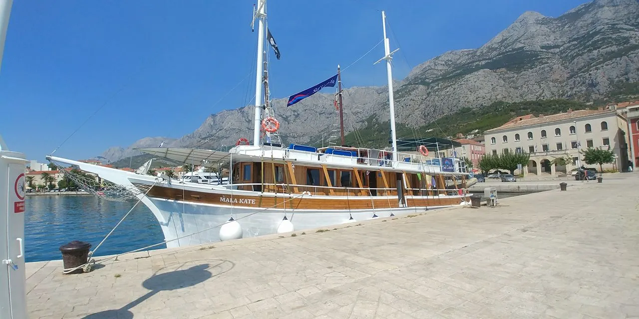 Mala Kate Charter Boat