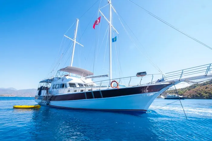 Kaş Kiralık 6 Kabinli 22m Gulet