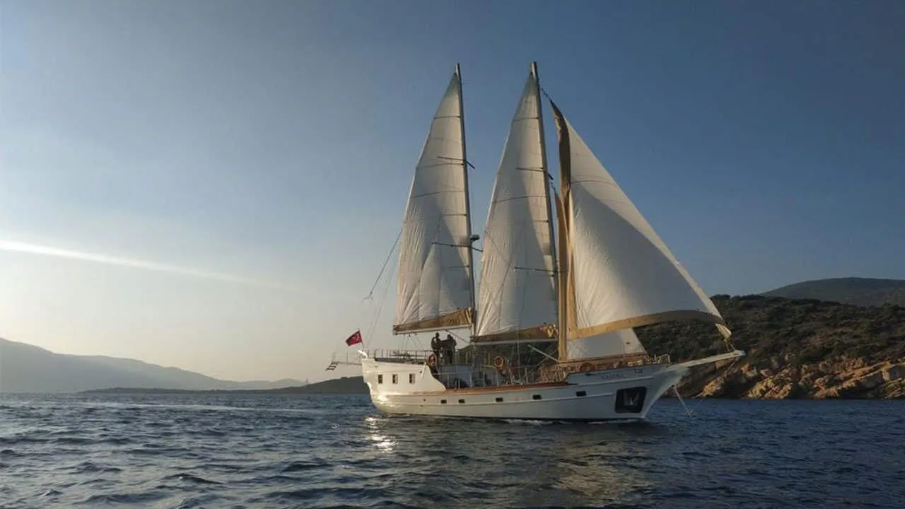 Castiel Charter Boat - 3