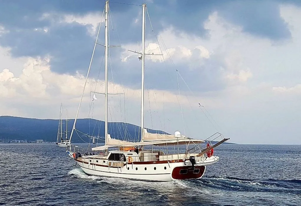 Elifim 11 Charter Boat - 4