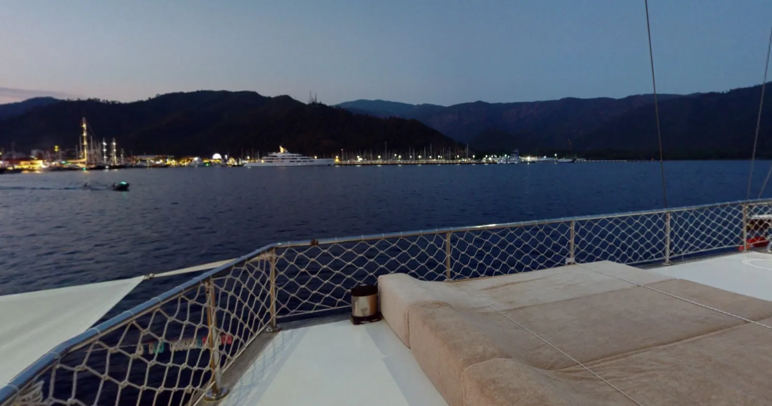 Aurasia Kiralık Teknesi - 3