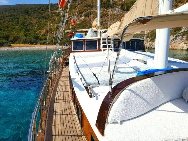 Techne Charter Boat - 5