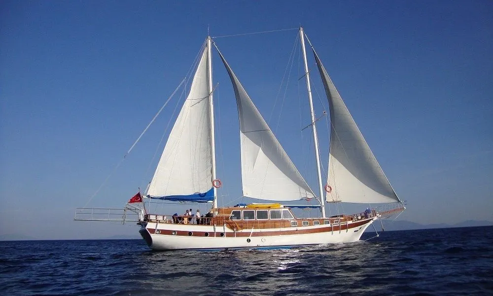 Tufan 5 Charter Boat - 1