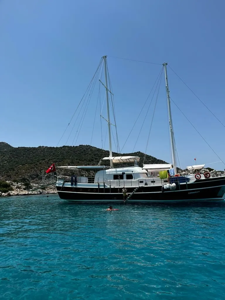 Caferoglu 9 Charterboot - 3