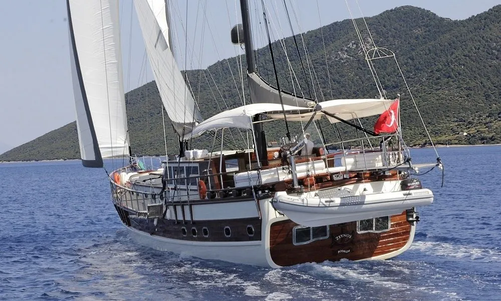 Zeyno's Charter Boat - 2