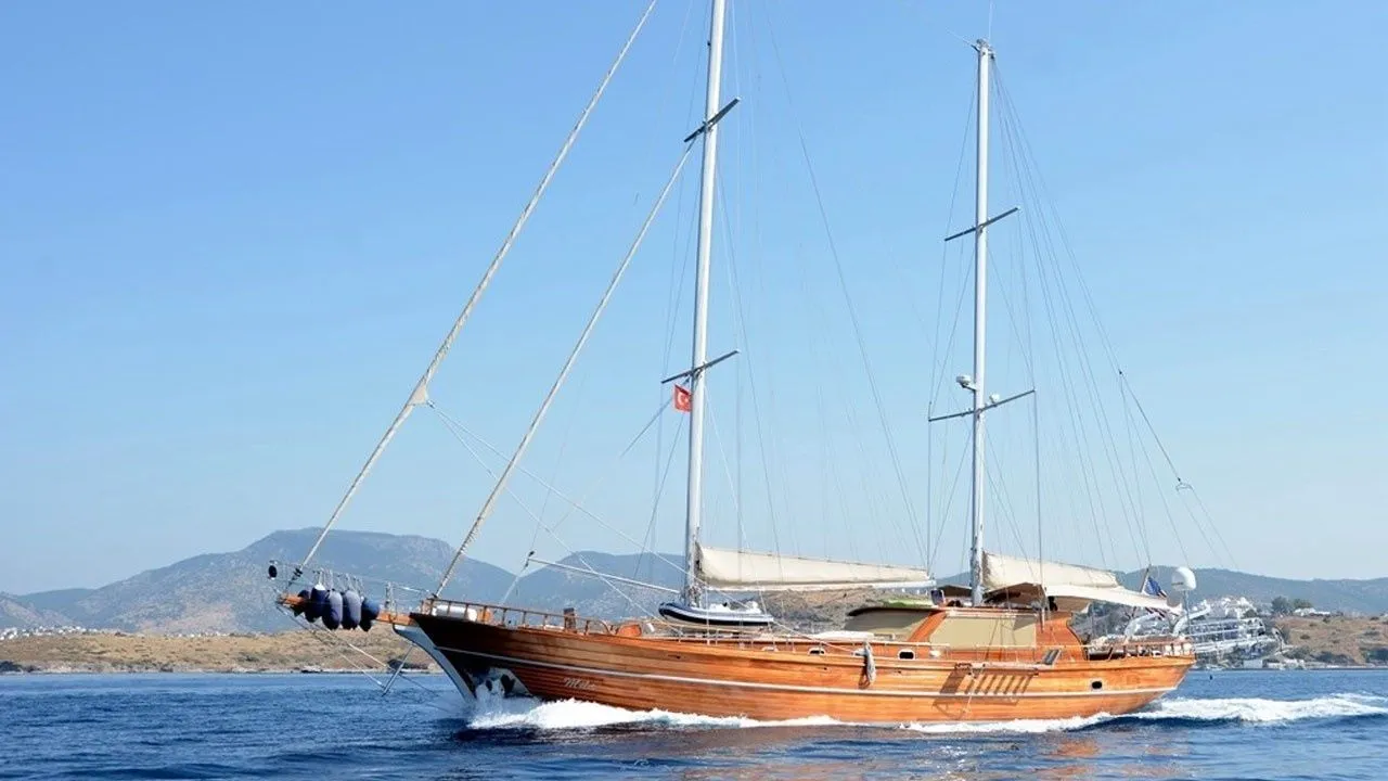 Artemis Simay Charter Boat - 4