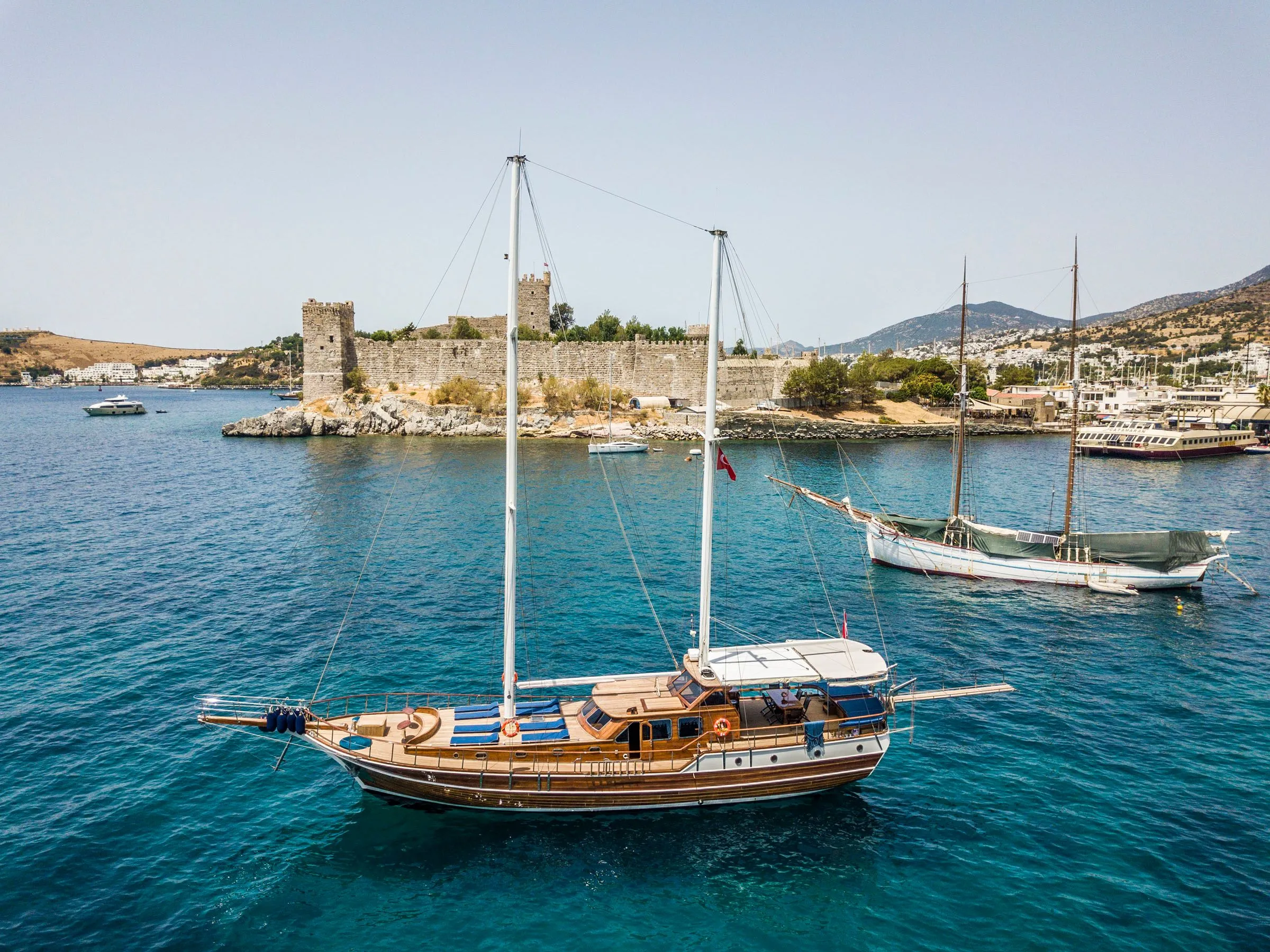 Carpe Diem 11 Charter Boat - 2