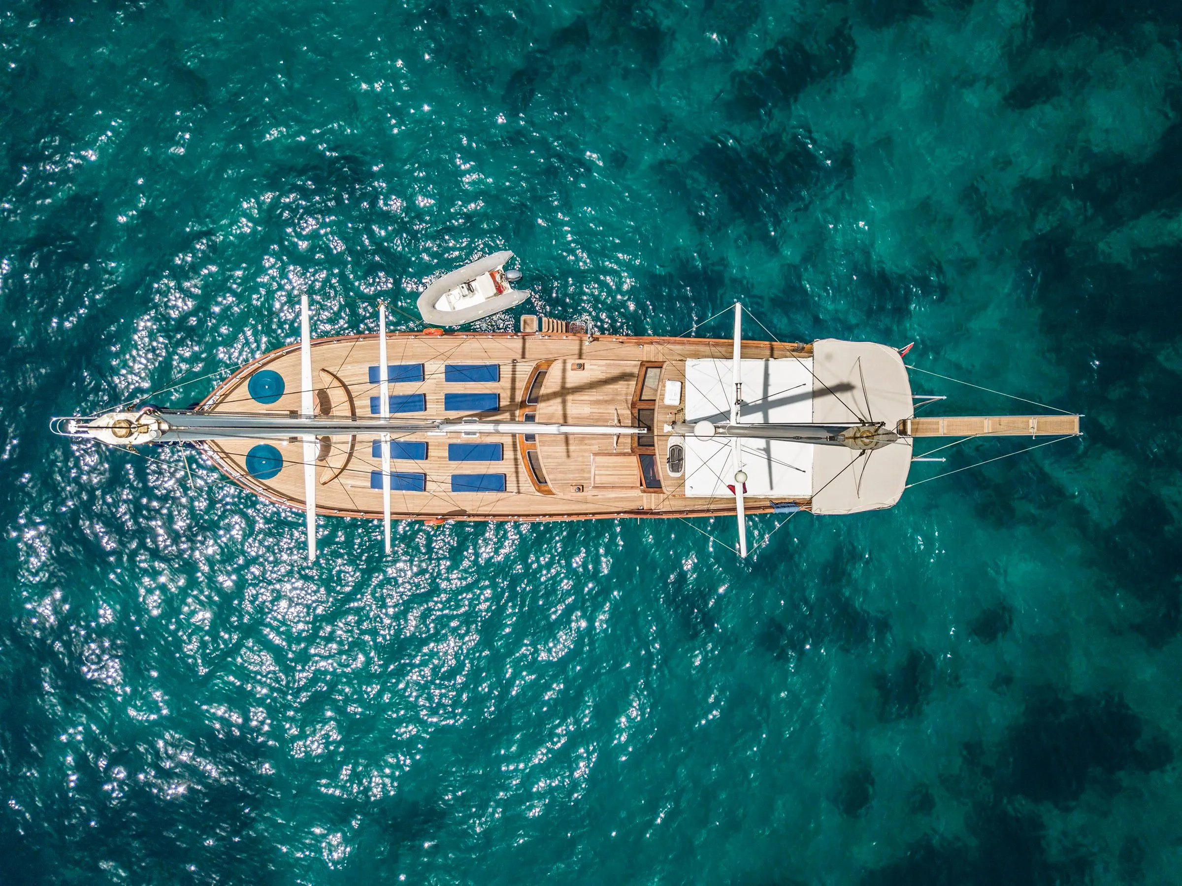 Carpe Diem 11 Charter Boat - 3