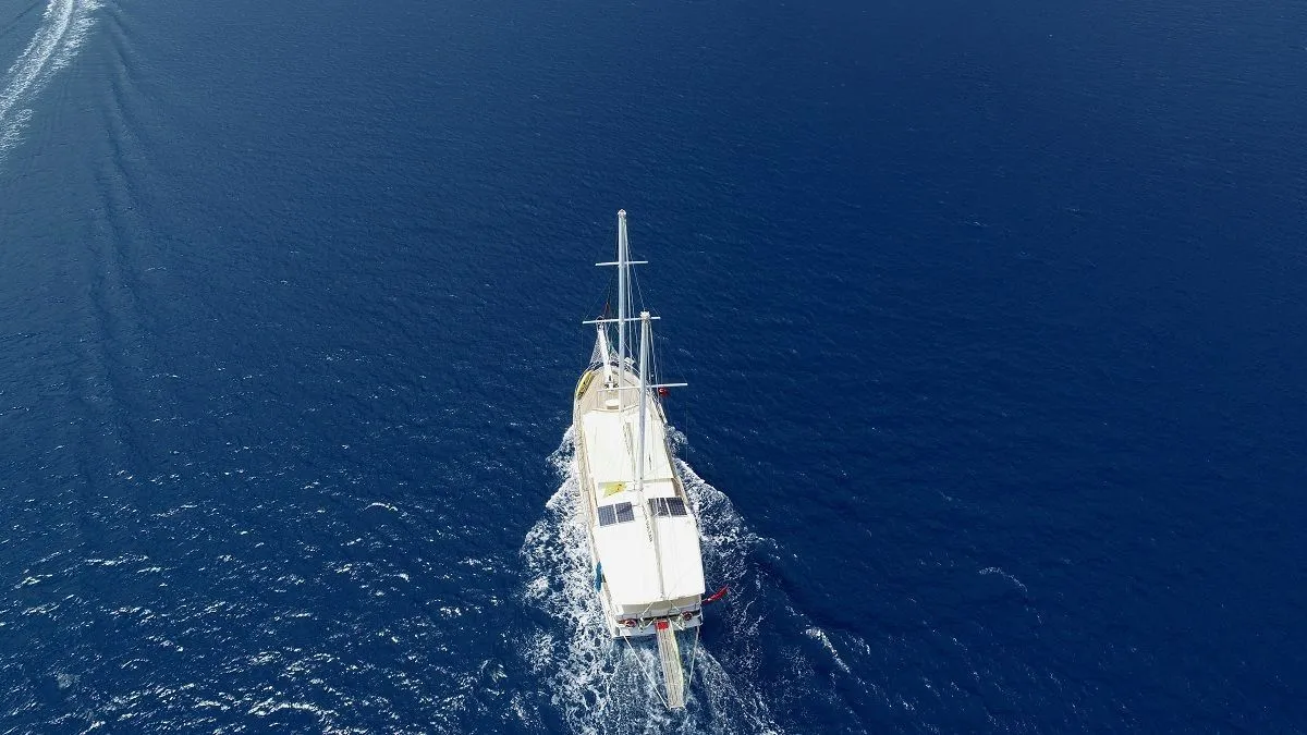 Helin Sultan Charter Boat