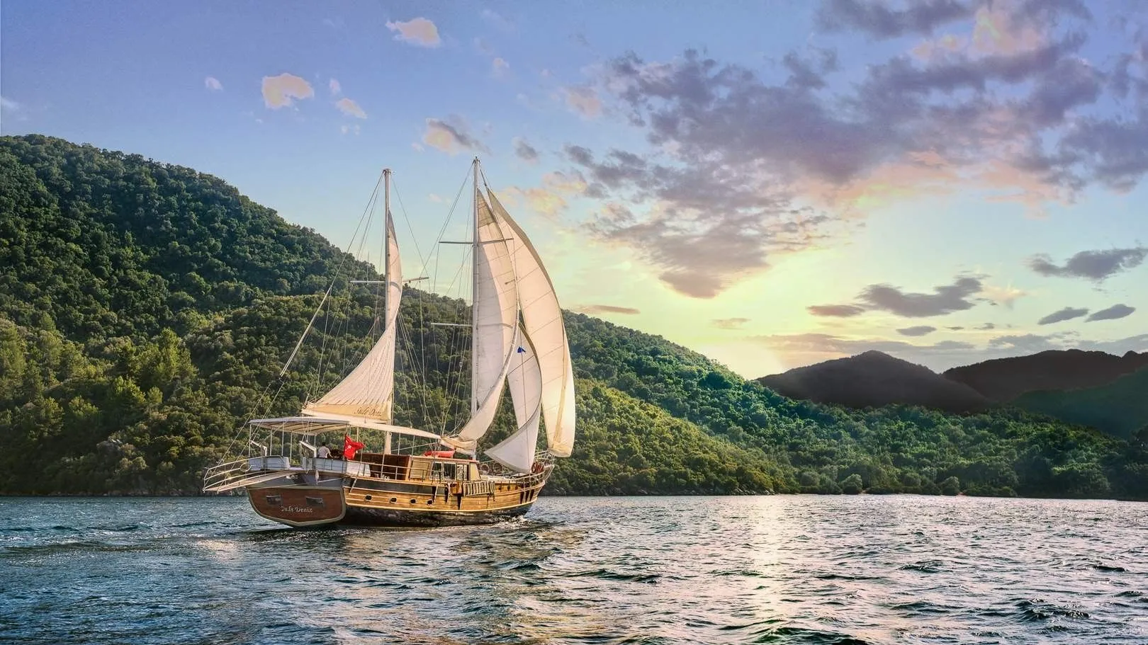 Sude Deniz Charter Boat - 4