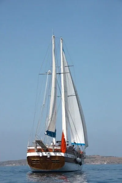 Fatos Charter Boat - 4