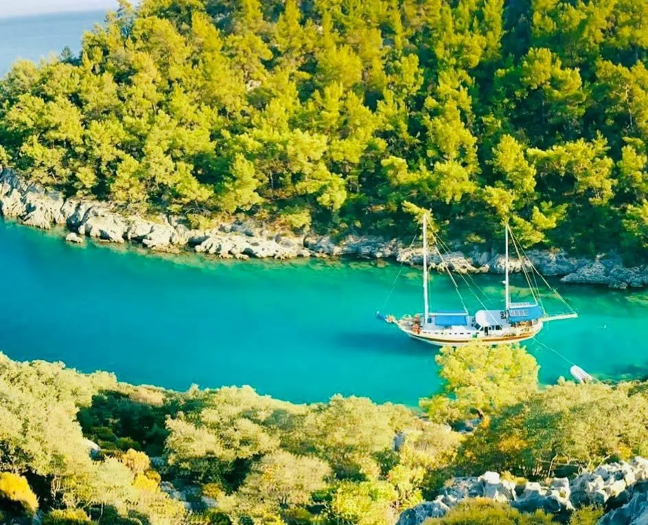 Lusaas Charter Boat