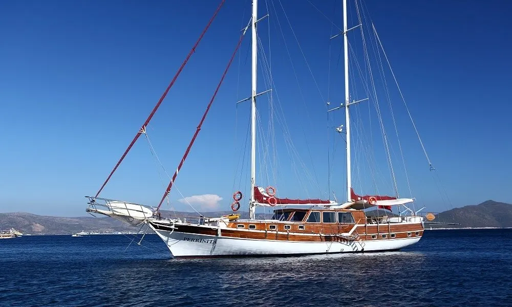 Perrinita Charter Boat
