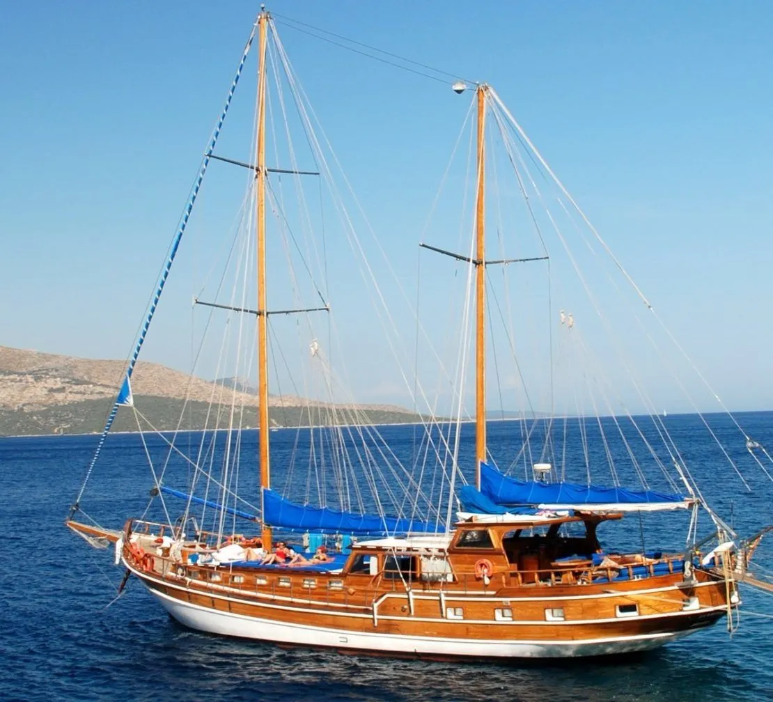 Rent a 27m 6 Cabin Gulet in Mykonos City