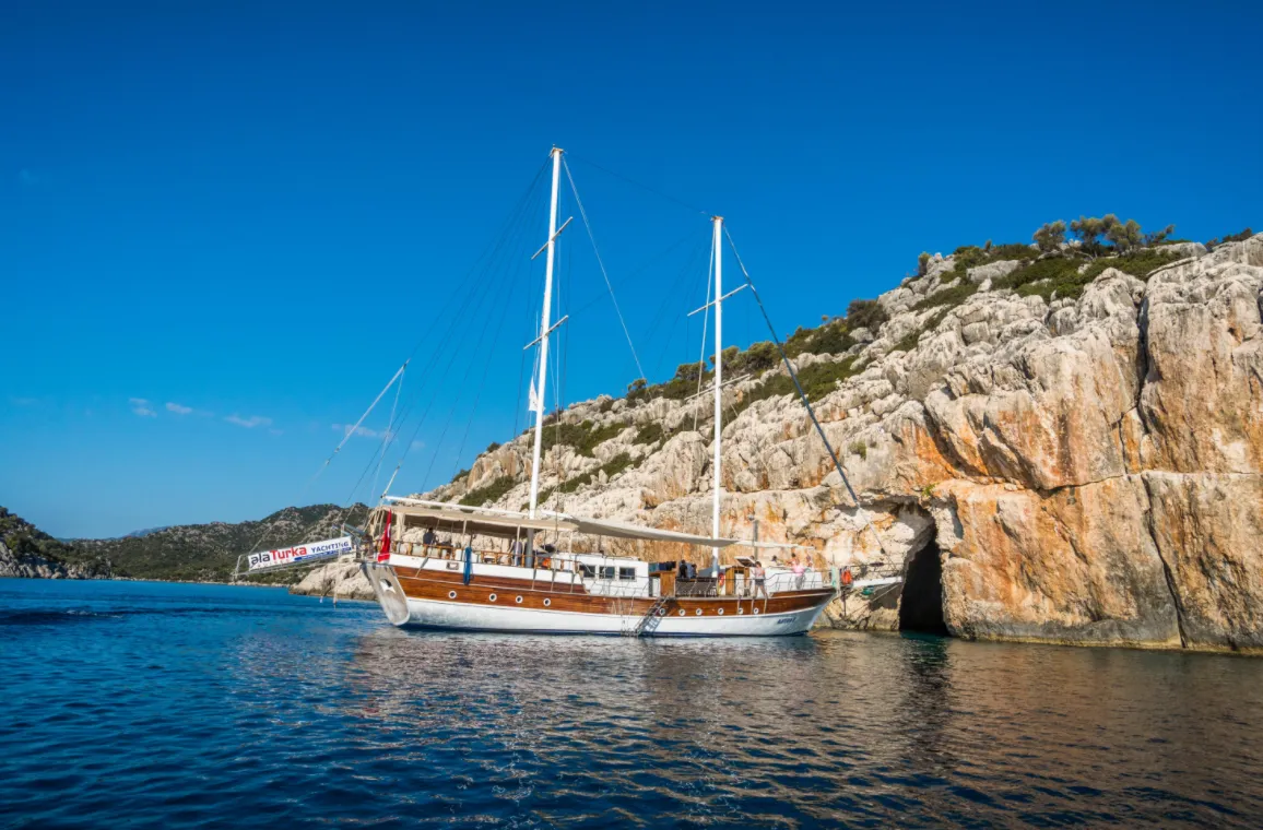 Alaturka 81 Charter Boat - 5