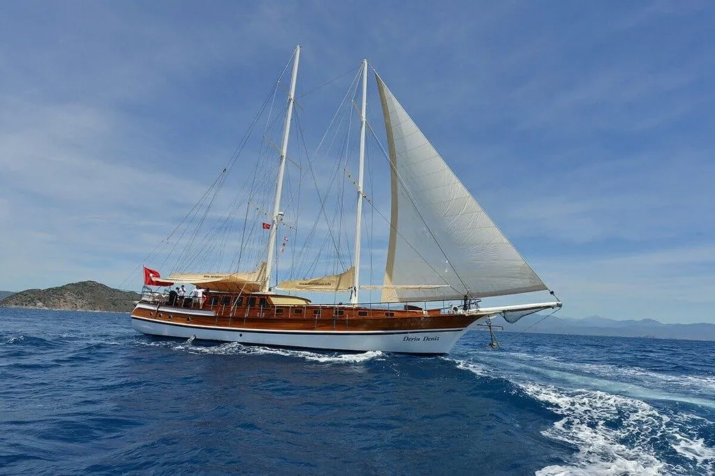 Derin Deniz Mietboot - 3