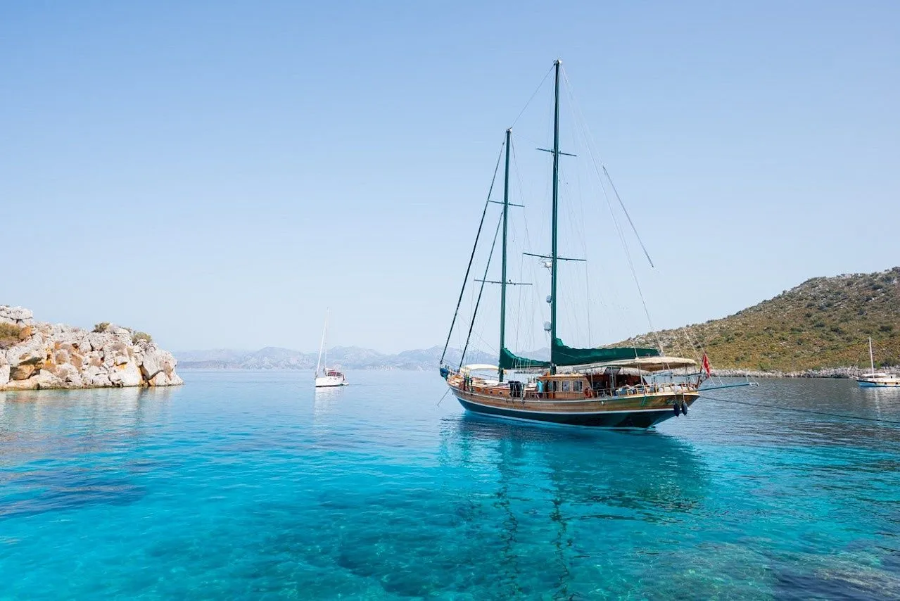Ros Mare Charter Boat - 3