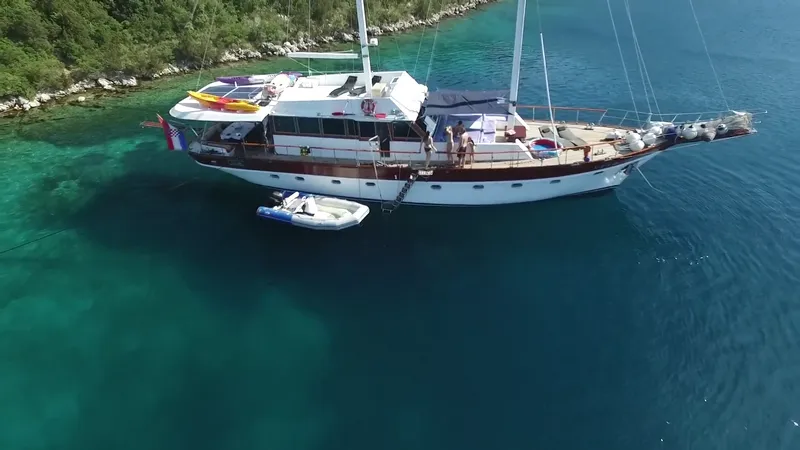 Vito Charter Boat