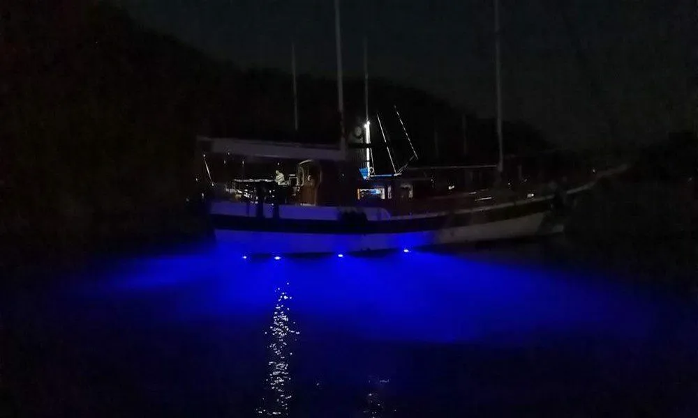 Batili Charterboot - 4