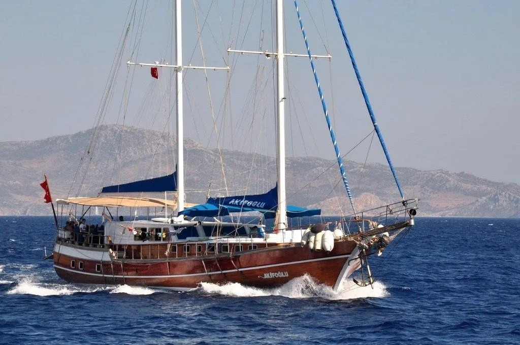 Akifoglu Charter Boat - 4
