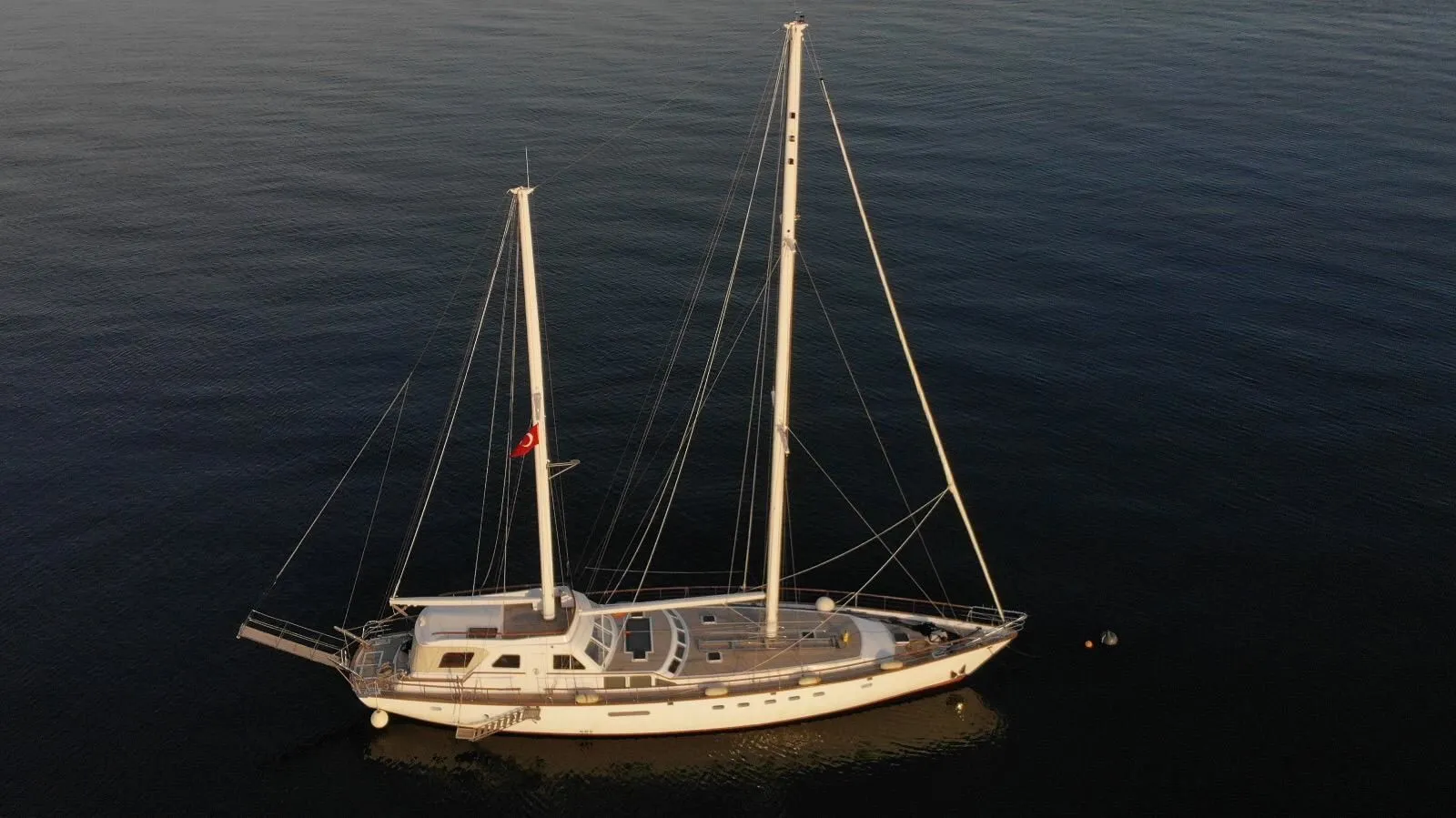 Чартер Eloa - 3