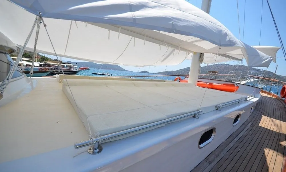 Чартер Miss Vela - 4