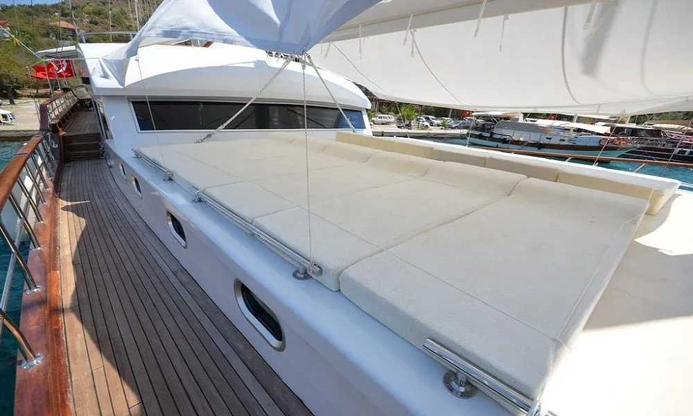 Чартер Miss Vela - 5