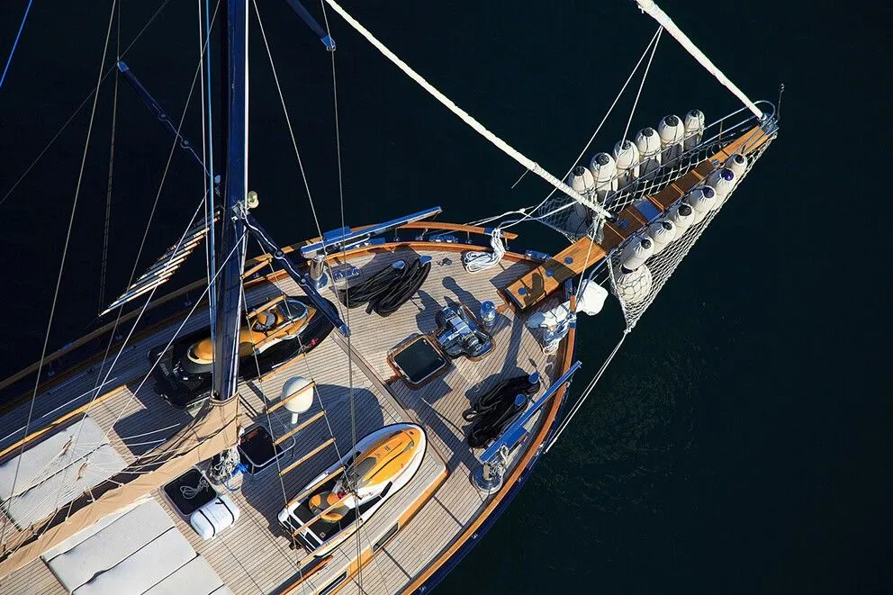 Pacha Charter Boat