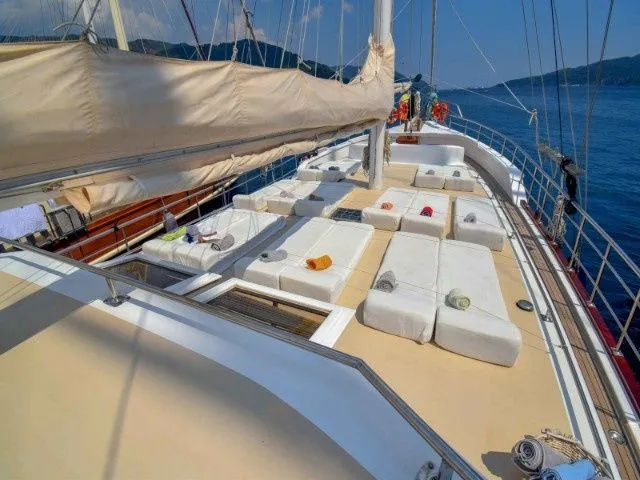 Perla Del Mar Charterboot - 5