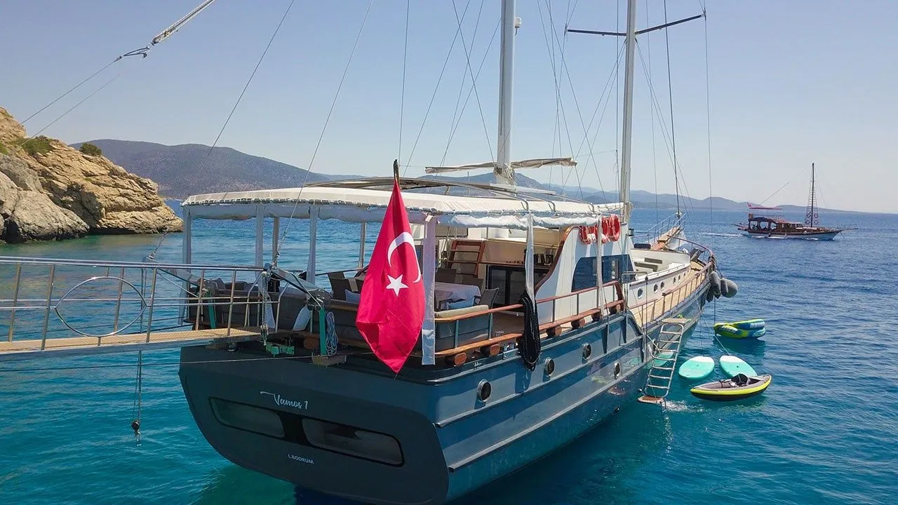 Vamos 1 Charterboot - 3