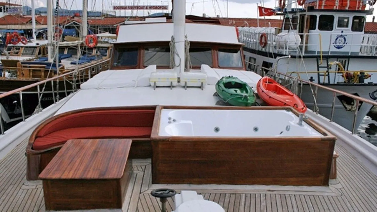 Zeus Charter Boat - 2