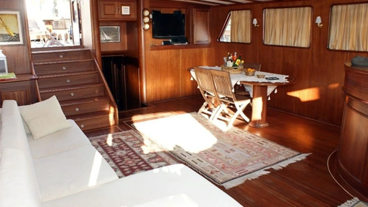 Zeus Charter Boat - 5